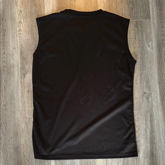 Black Sleeveless Top with Palm Tree Design - Picture 5 of 5